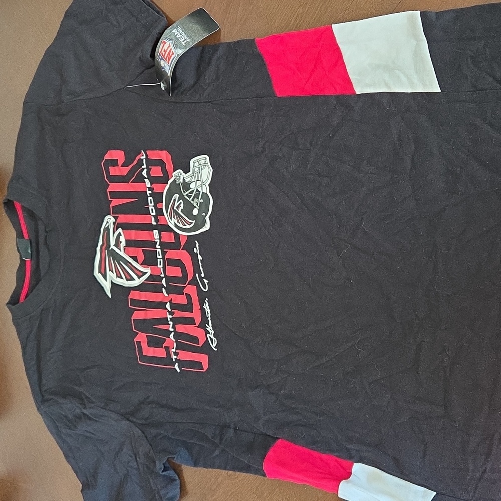 NFL Team Apparel Black and Red T-Shirt